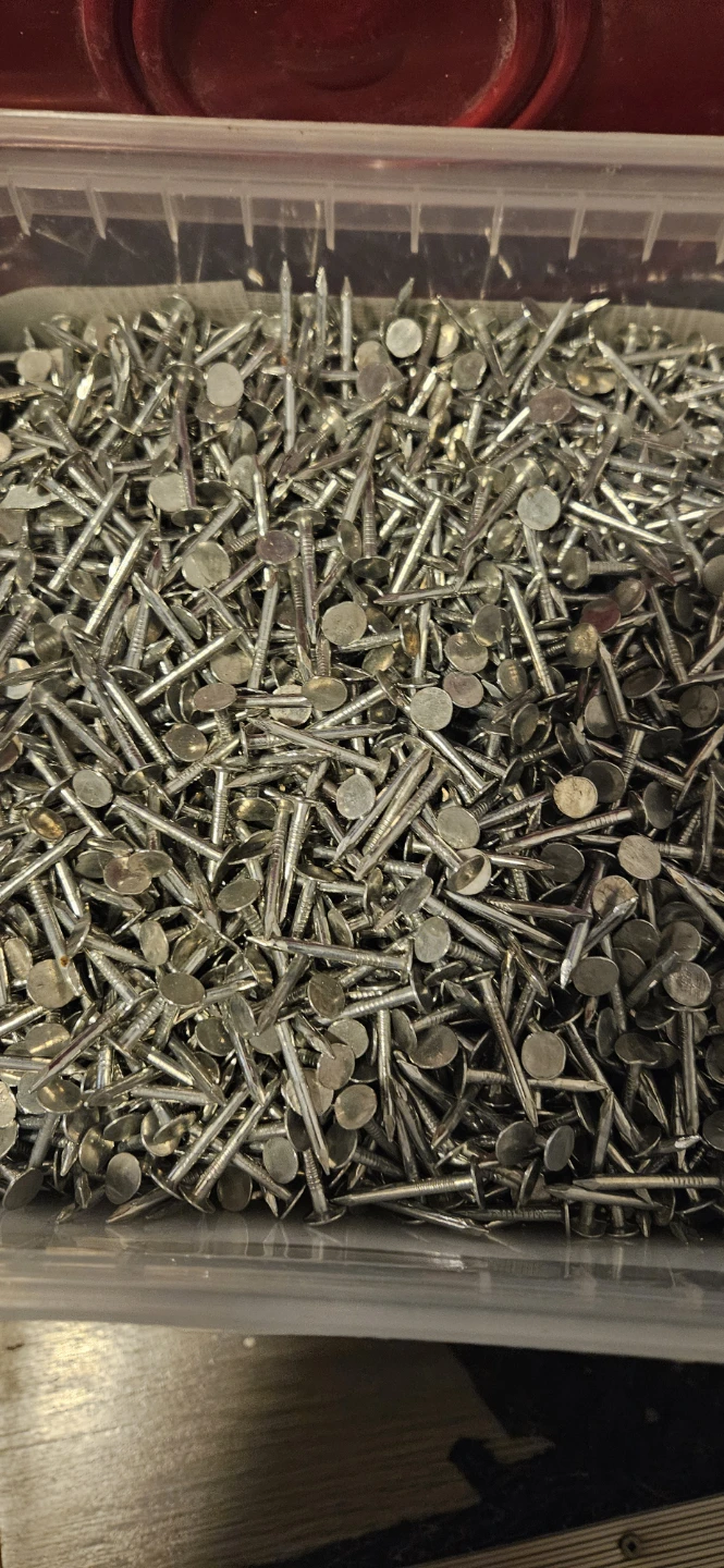 Roofing nails
