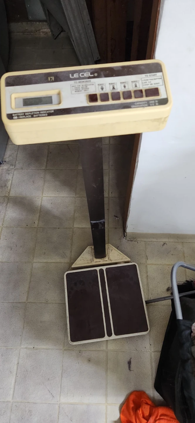 LE CEL Mechanical Scale - photo 2