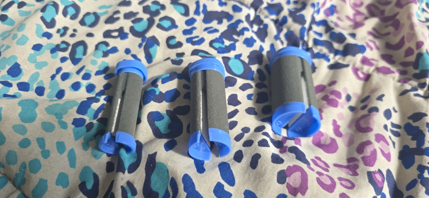 Never Used: CONAIR Hair Setter (20 Heated Rollers & Clips) - photo 4