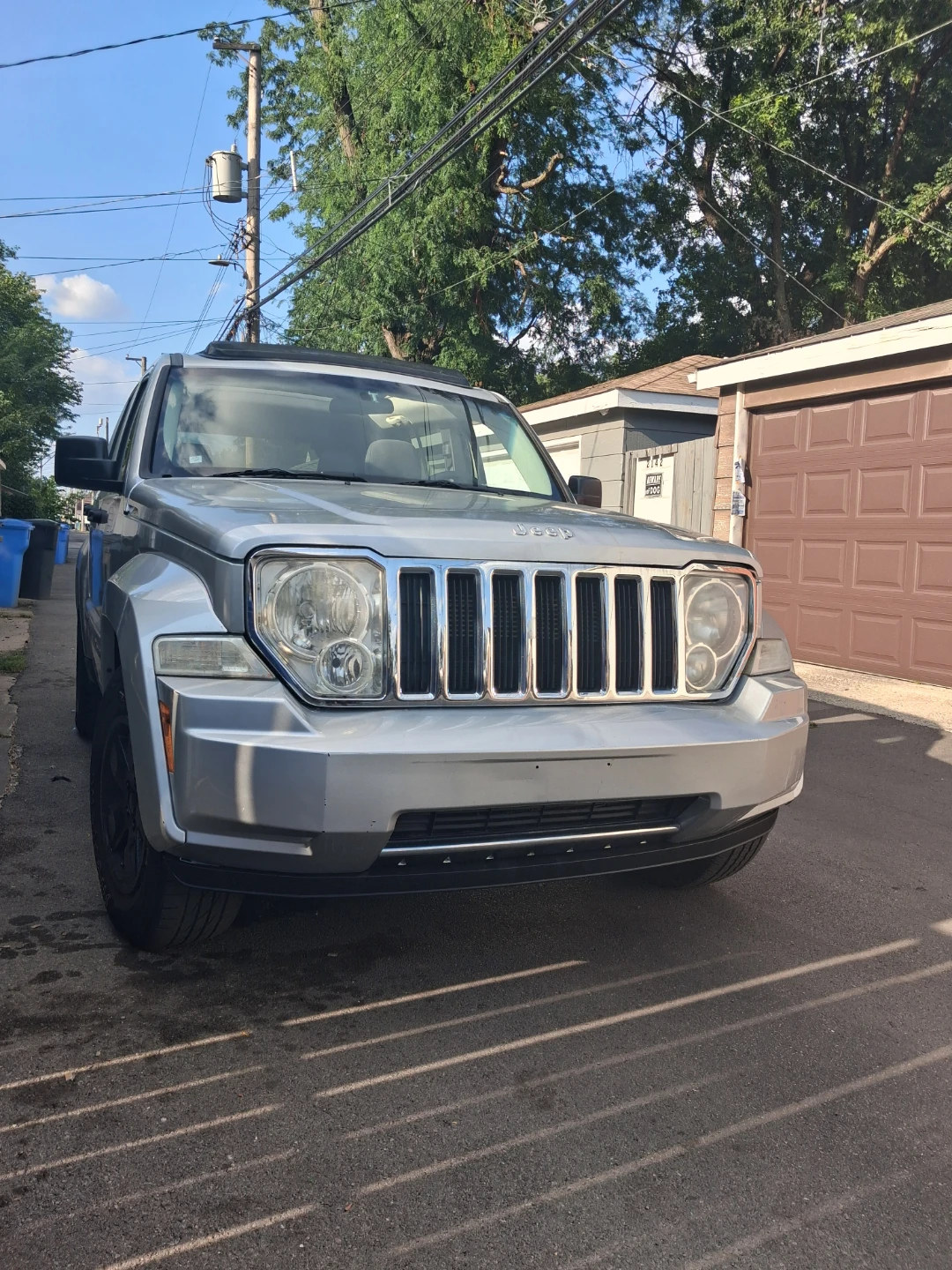 For sale: spectacular 2010 Jeep Liberty Sport. 4x4 - photo 3