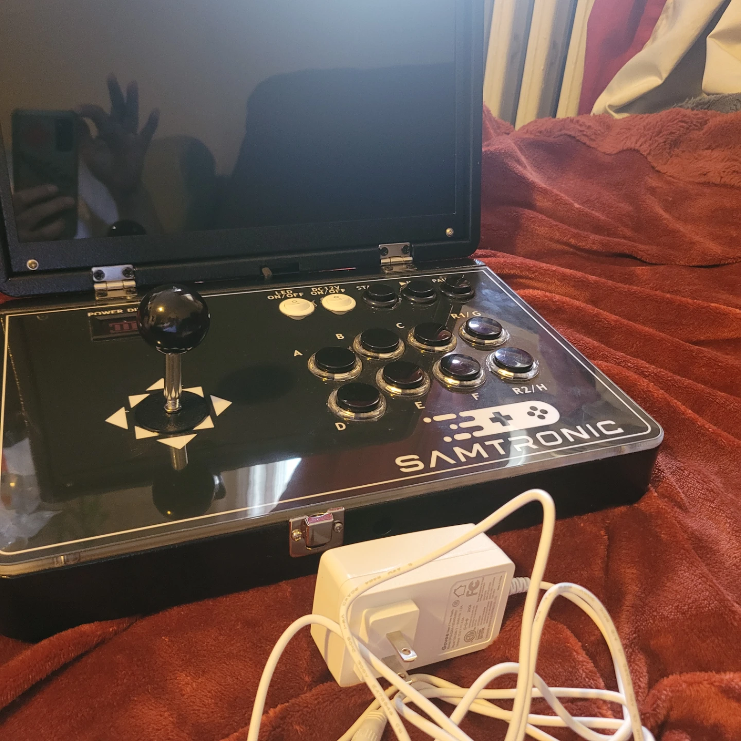 Samtronic Portable Arcade Game Console - photo 3