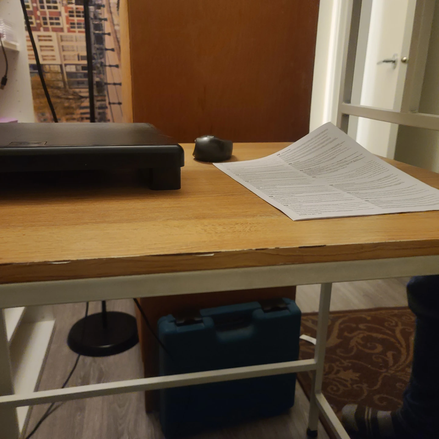 FREE Lightweight Office Desk with Monitor Stand - photo 3