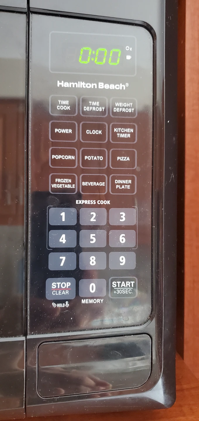 Hamilton Beach Microwave - photo 2