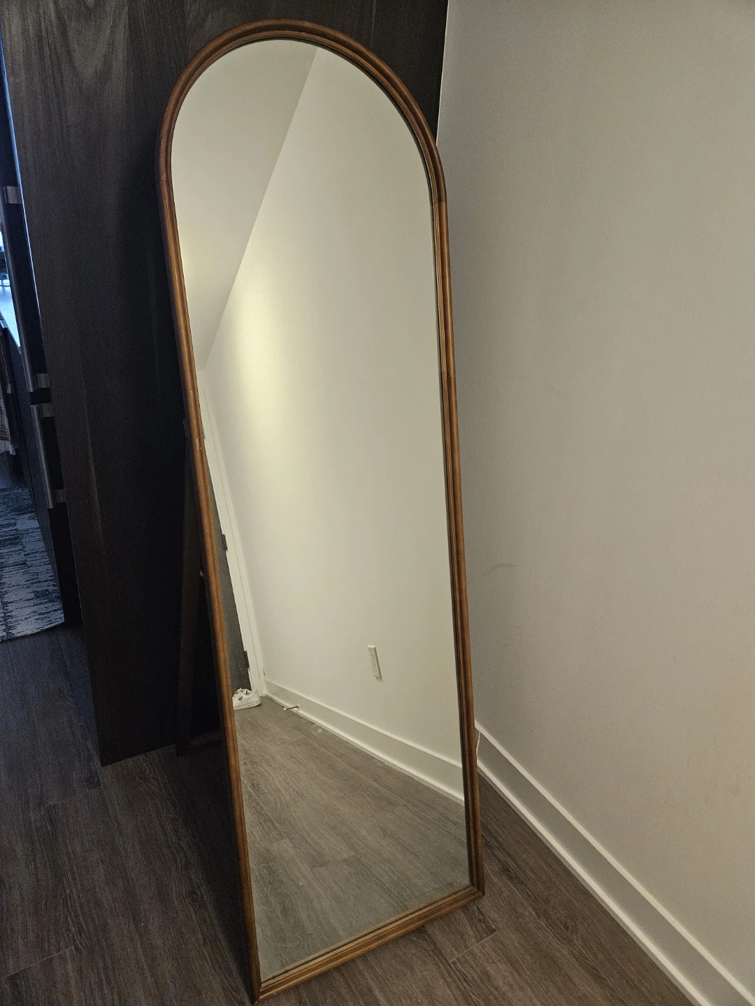 Wooden floor mirror