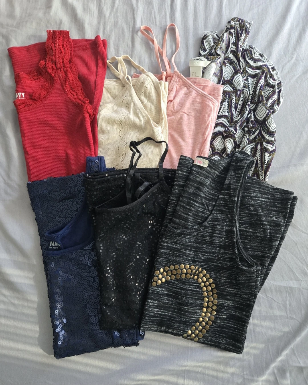 7 Tank tops - Women's Size XS/S