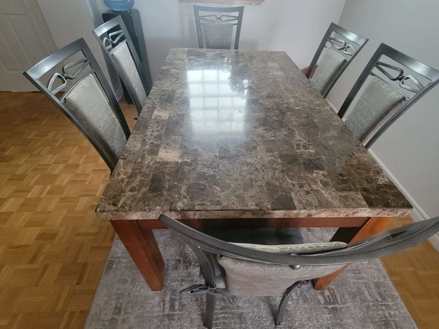 Dining Table and 6 Chairs - photo 2