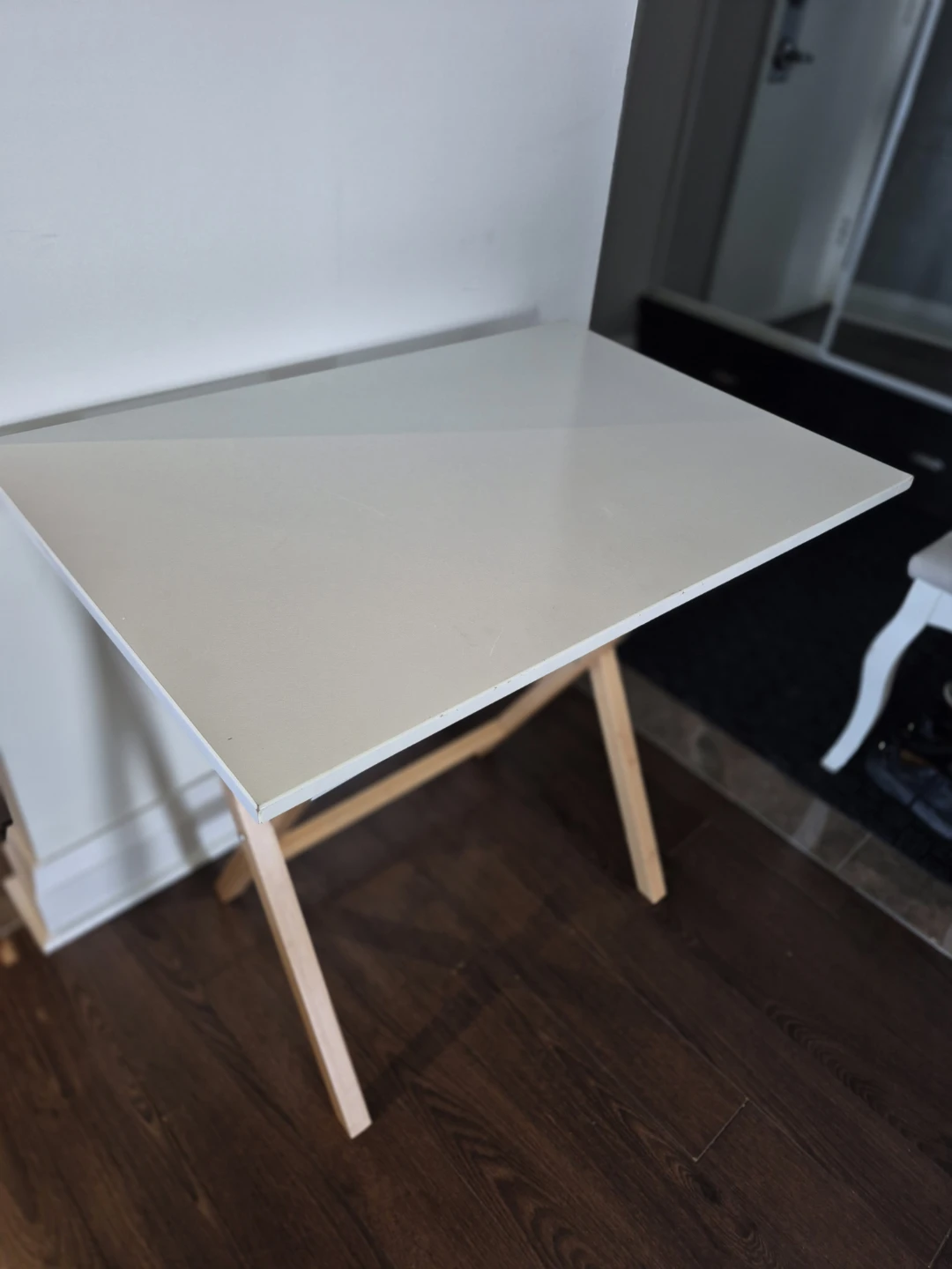 White Folding Table with Bamboo Frame - photo 2