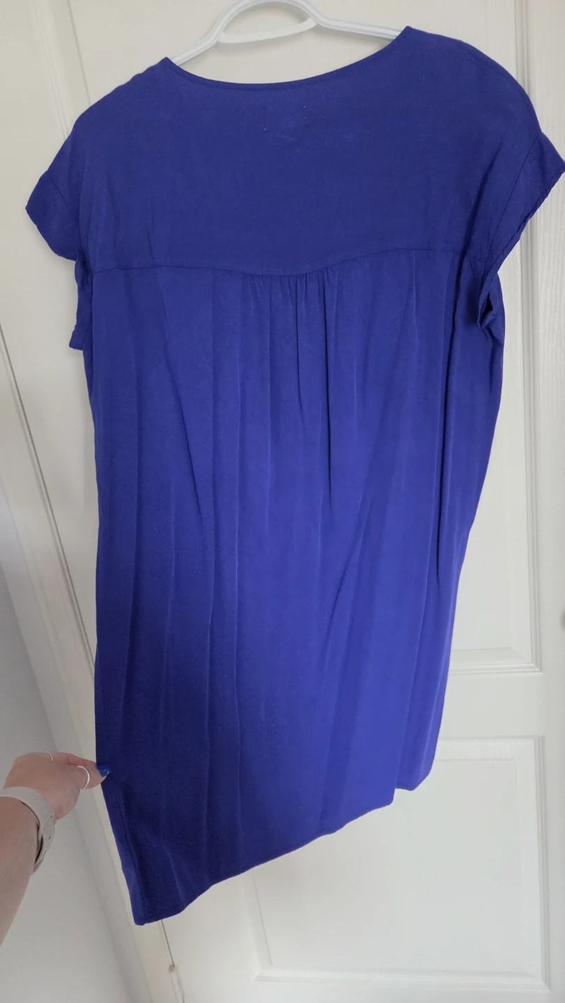 Old Navy Blue Rayon V-Neck T-Shirt - Size M - photo 4