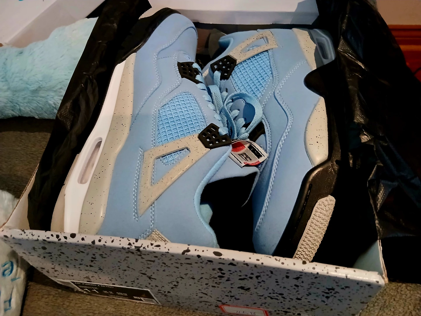 Air Jordan 4 Retro Light Blue - photo 3