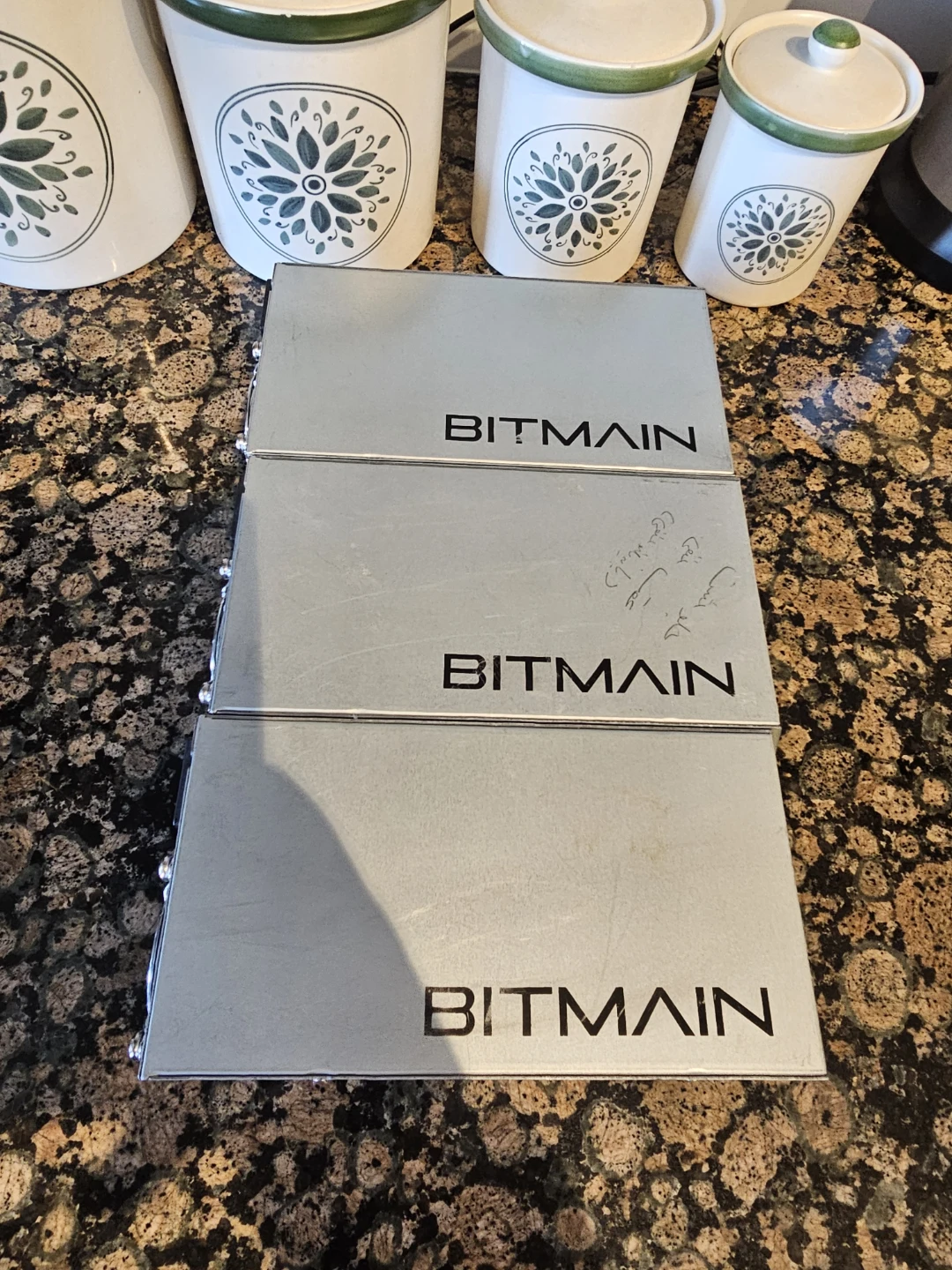 Bitmain APW3++-12-1600 Switching Power Supply