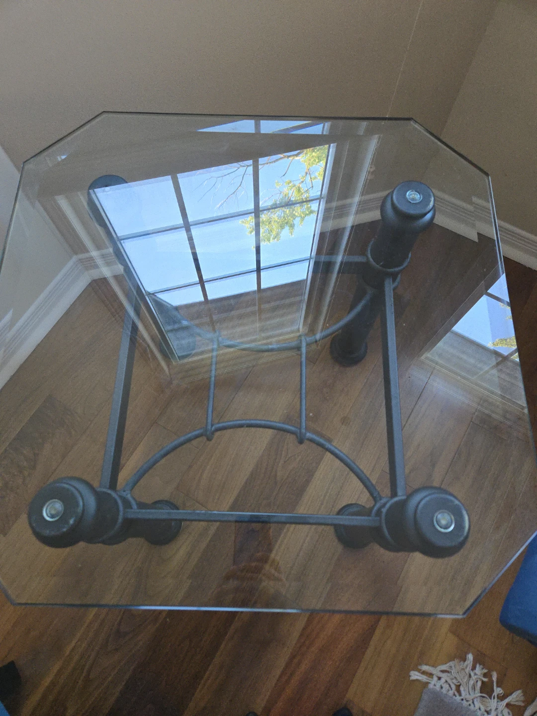 Price for both!! 2 glass tables- Glass Side Table + coffee table - photo 2