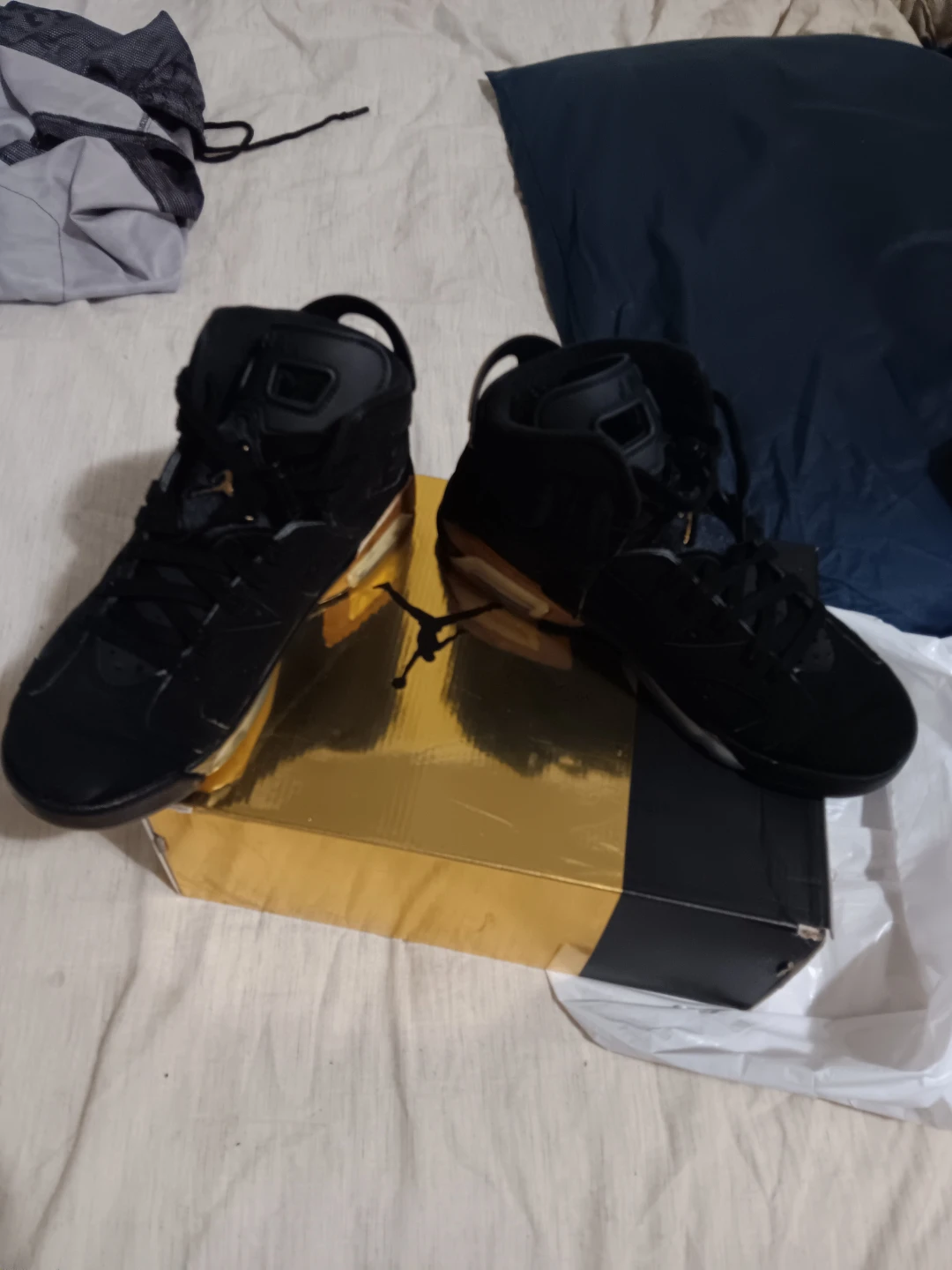 Air Jordan 6 Retro Sneakers