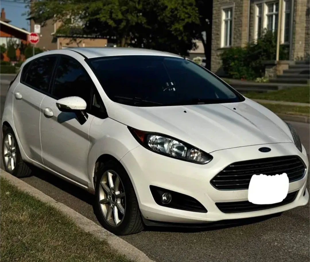 Automatic Ford Fiesta 2015