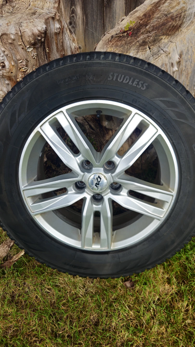 DAI Wheels with Toyo Observe GSI-5 Winter Tires 225/65R17 - photo 2