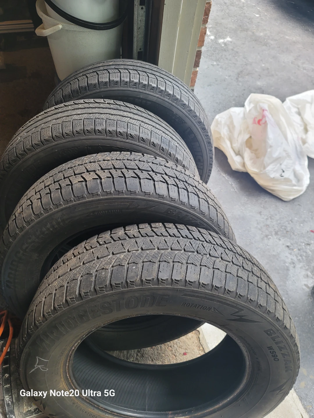 2 Bridgestone Blizzak and 2michlen Winter Tires - photo 5