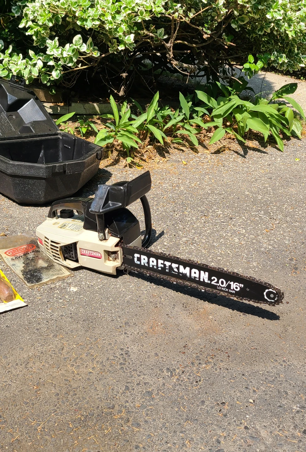 Gas Chainsaw Won't Start - 2-Cycle 36cc 16in Bar - photo 3