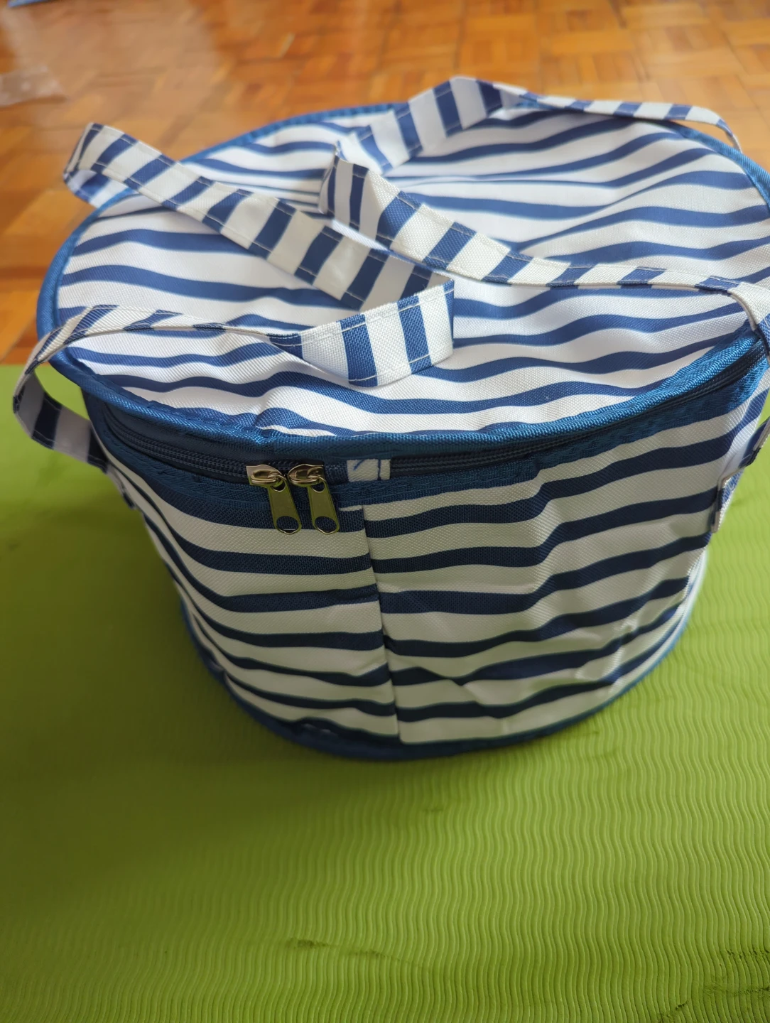 Blue and White Striped Insulated Lunch Bag - photo 4
