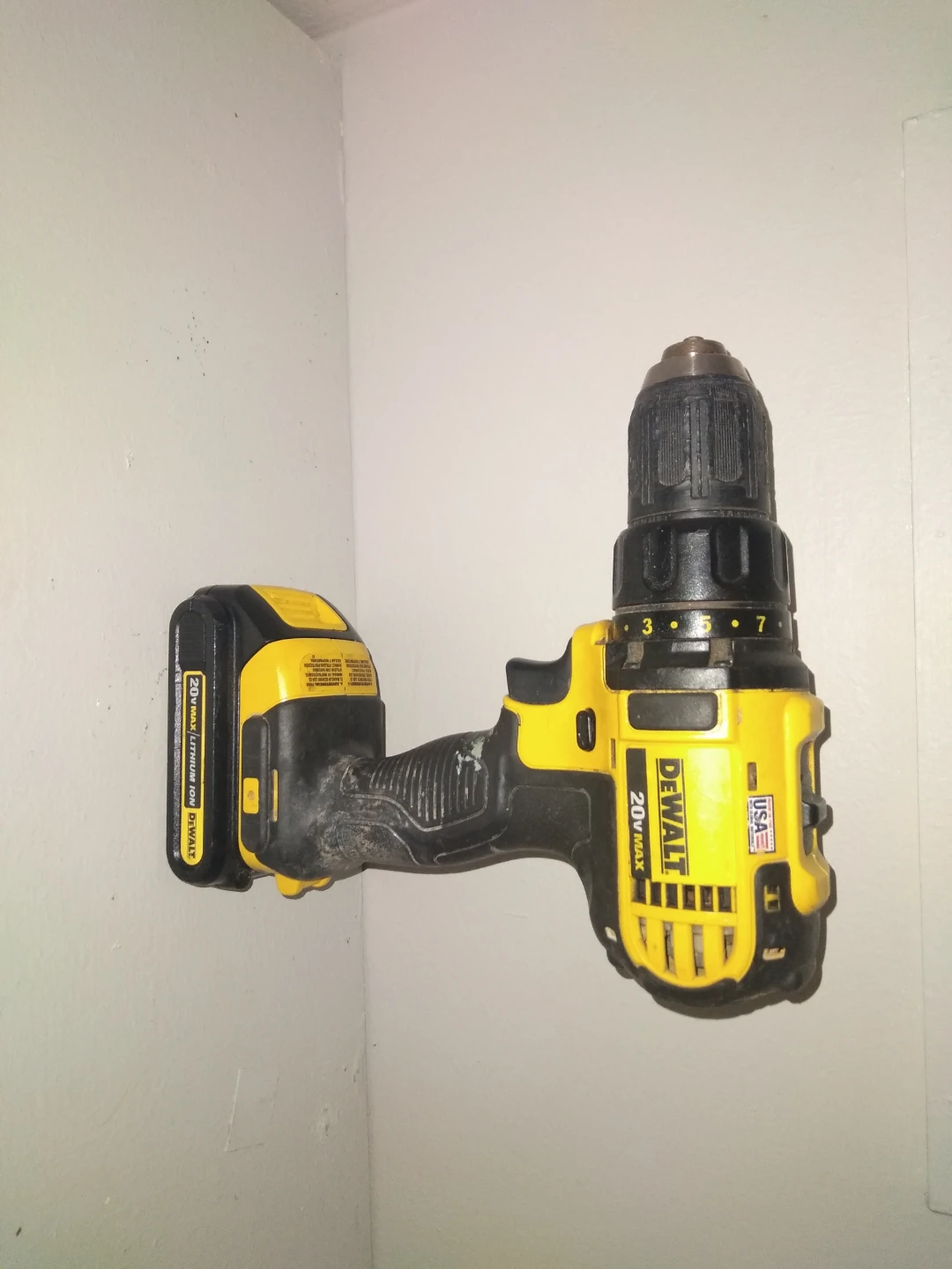 Dewalt DCD780 ($35.00) - photo 2