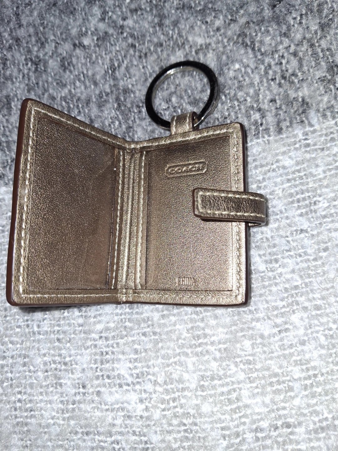 Coach Keychain Photo Holder - Y2K - photo 3