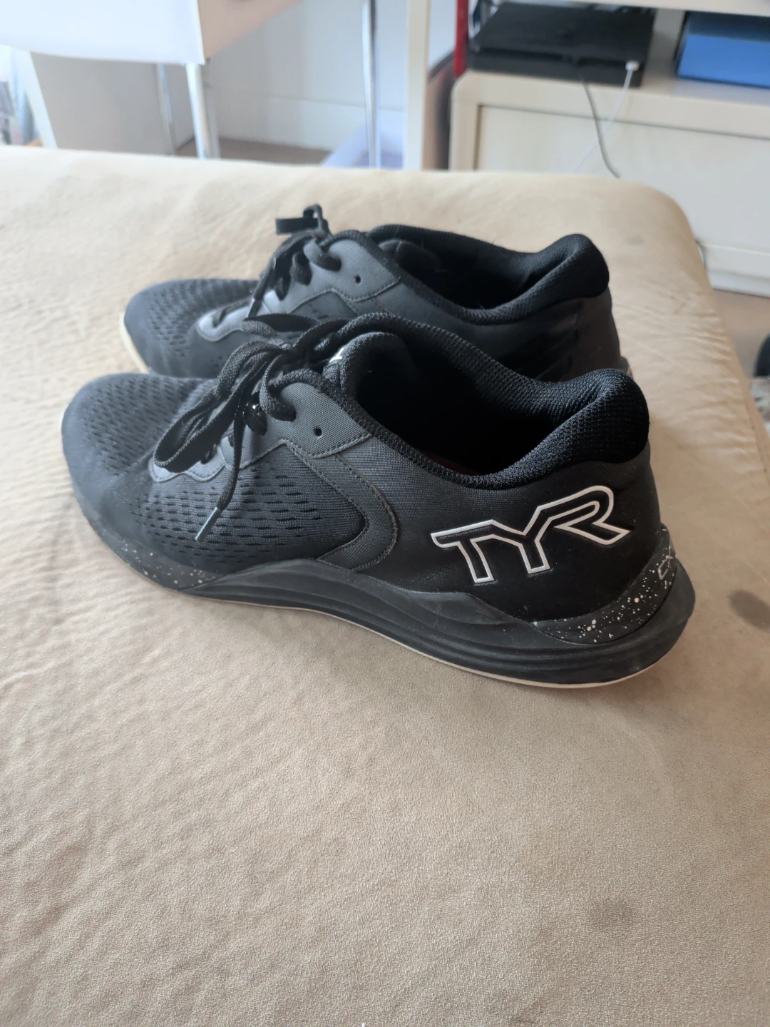 TYR CXT-1 training shoes