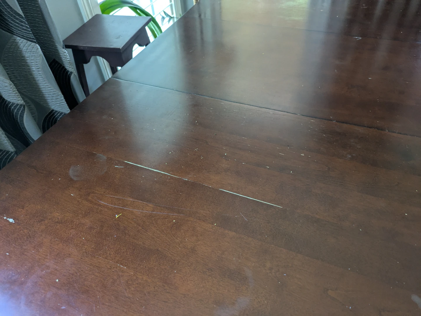 Extendable Dining Table - Dark Wood Finish - photo 3