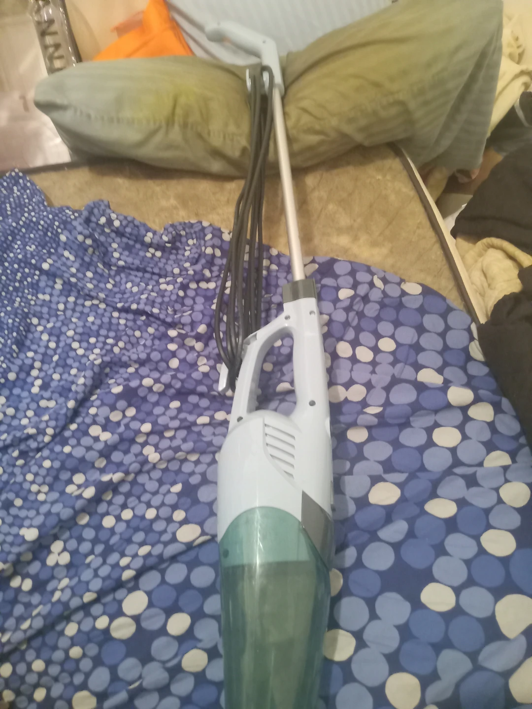 Handheld Vacuum Cleaner - photo 2