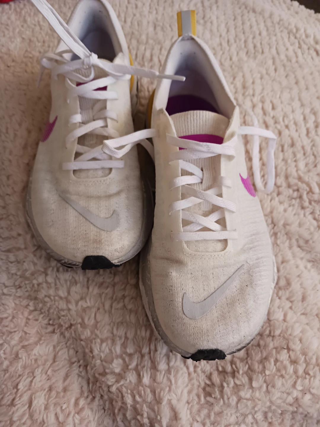 Nike Running Shoes - White/Pink/Yellow