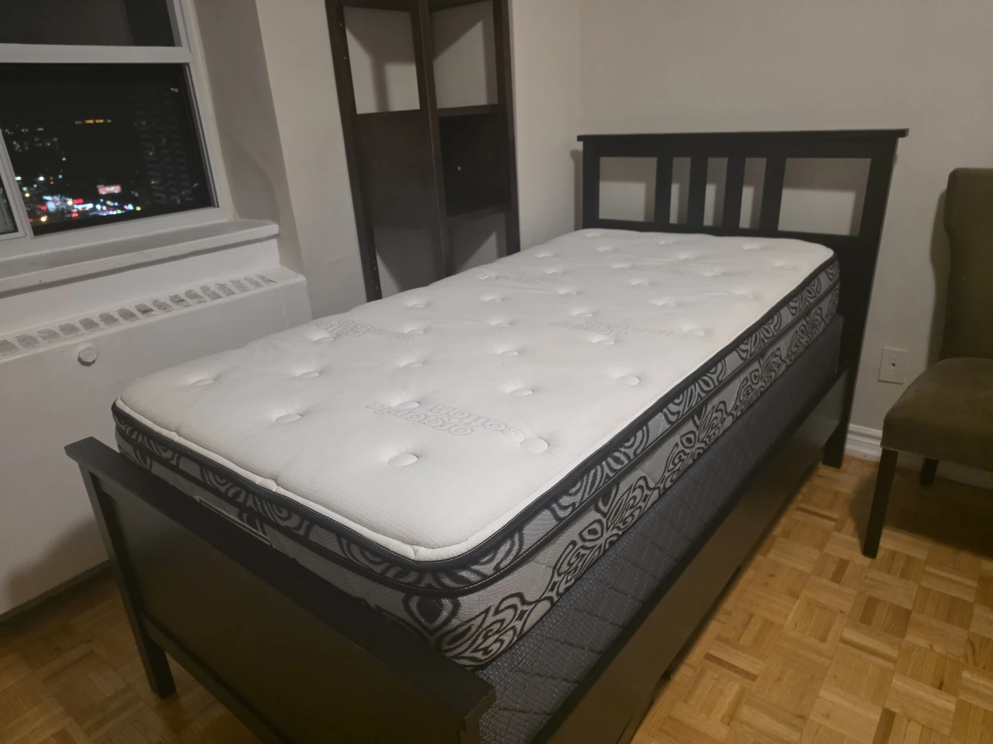 Renting a room in an apartment