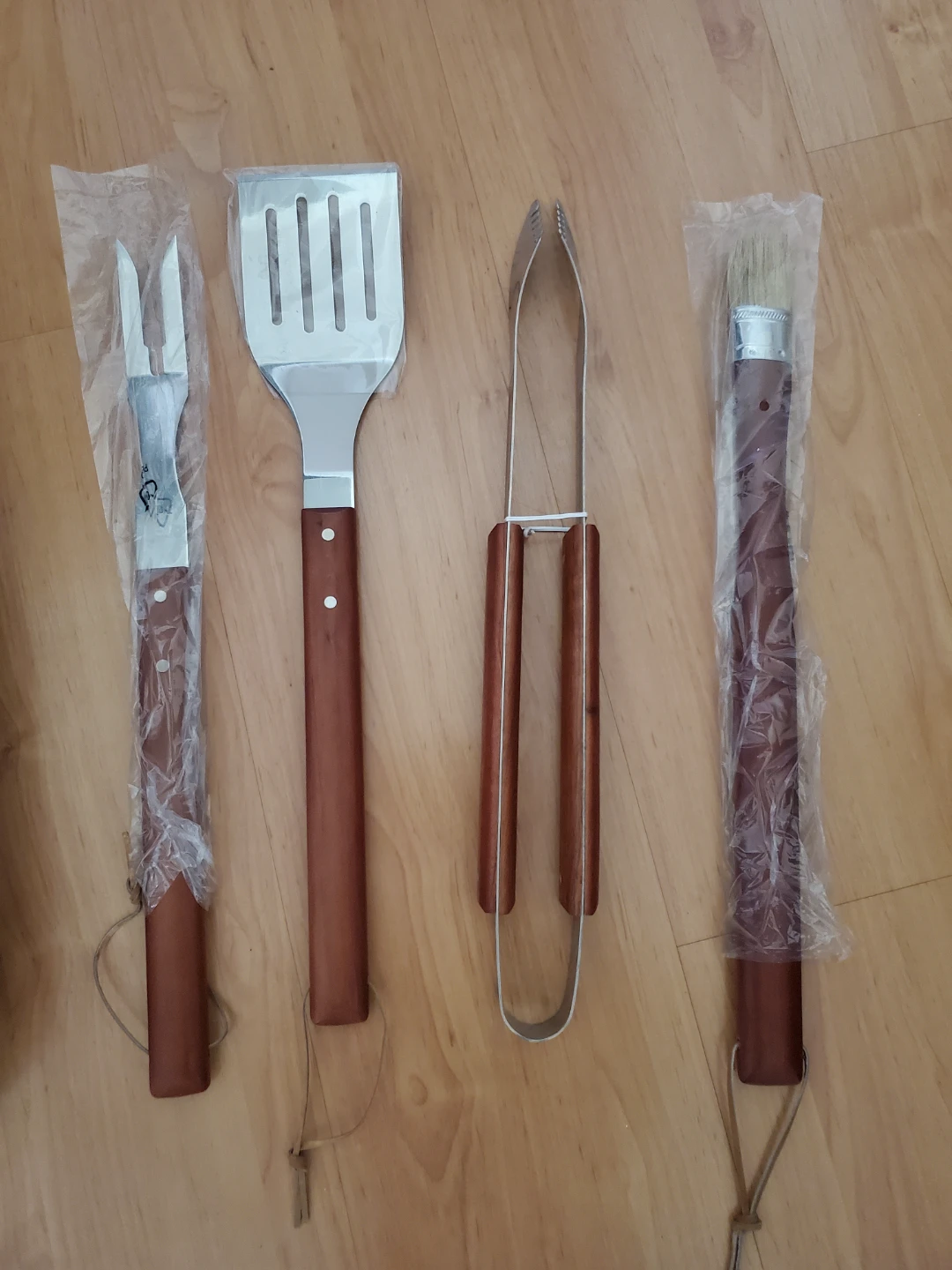 4-Piece BBQ Grill Tool Set with Wooden Handles - photo 2