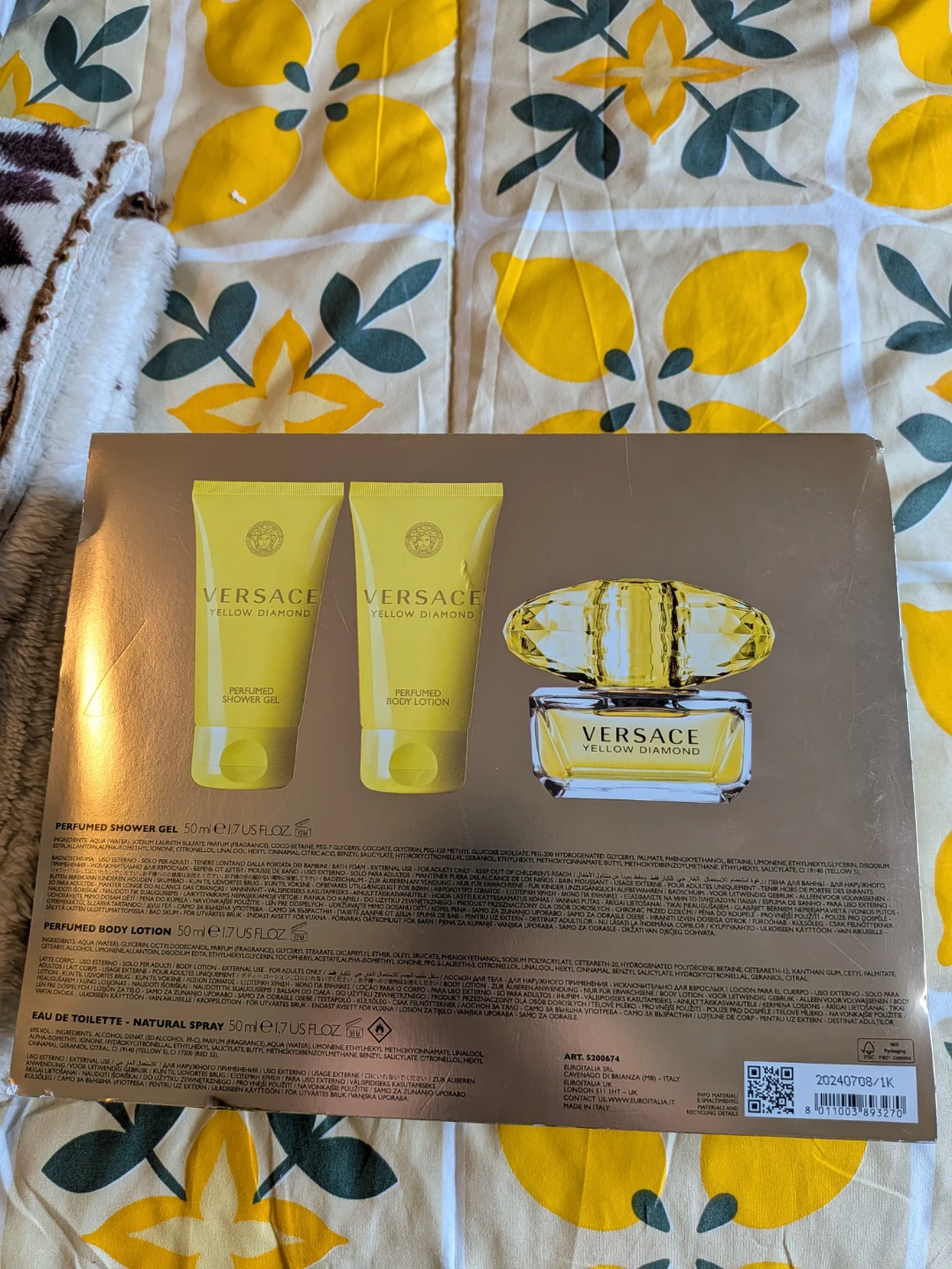 Brand new Versace Yellow Diamond Perfume Gift Set - photo 3