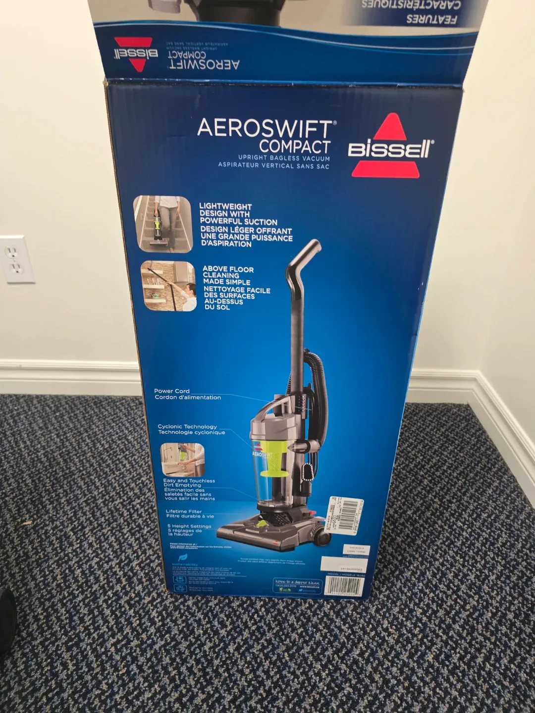 Bissell AeroSwift Compact Bagless Vacuum - photo 2