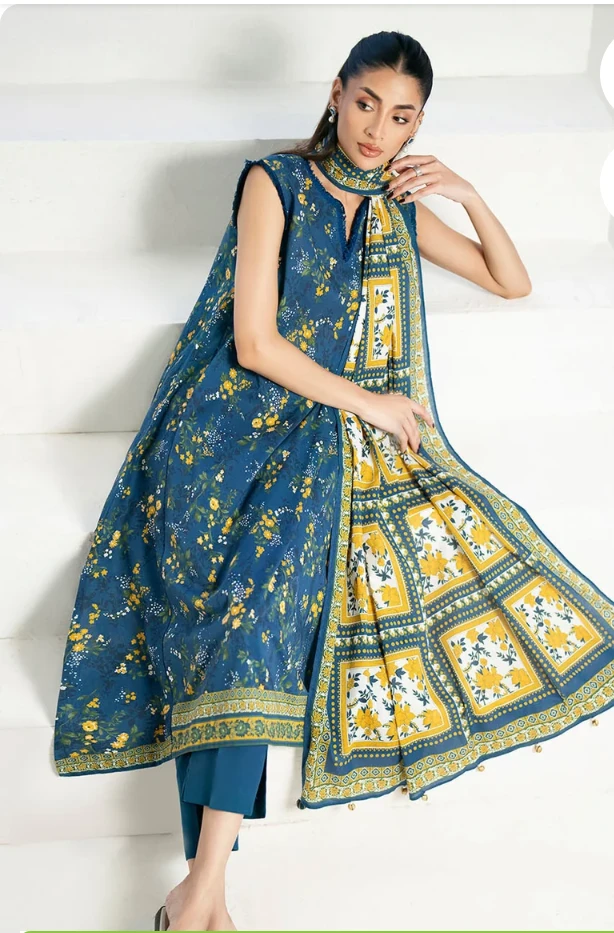 Blue Floral Print 3-Piece Suit with Scarf