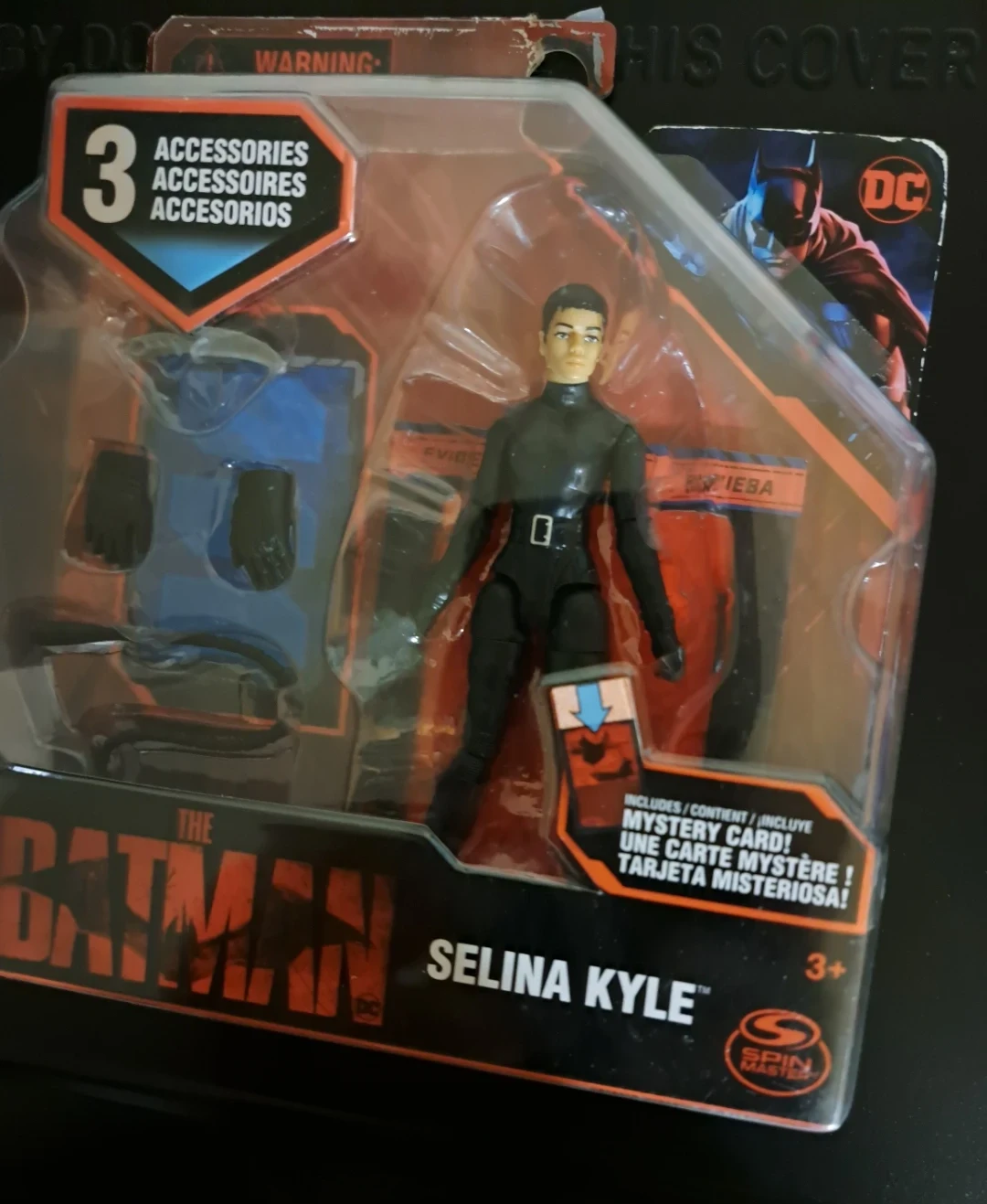 The Batman Selina Kyle Action Figure & Hot Wheels Batmobile - photo 2