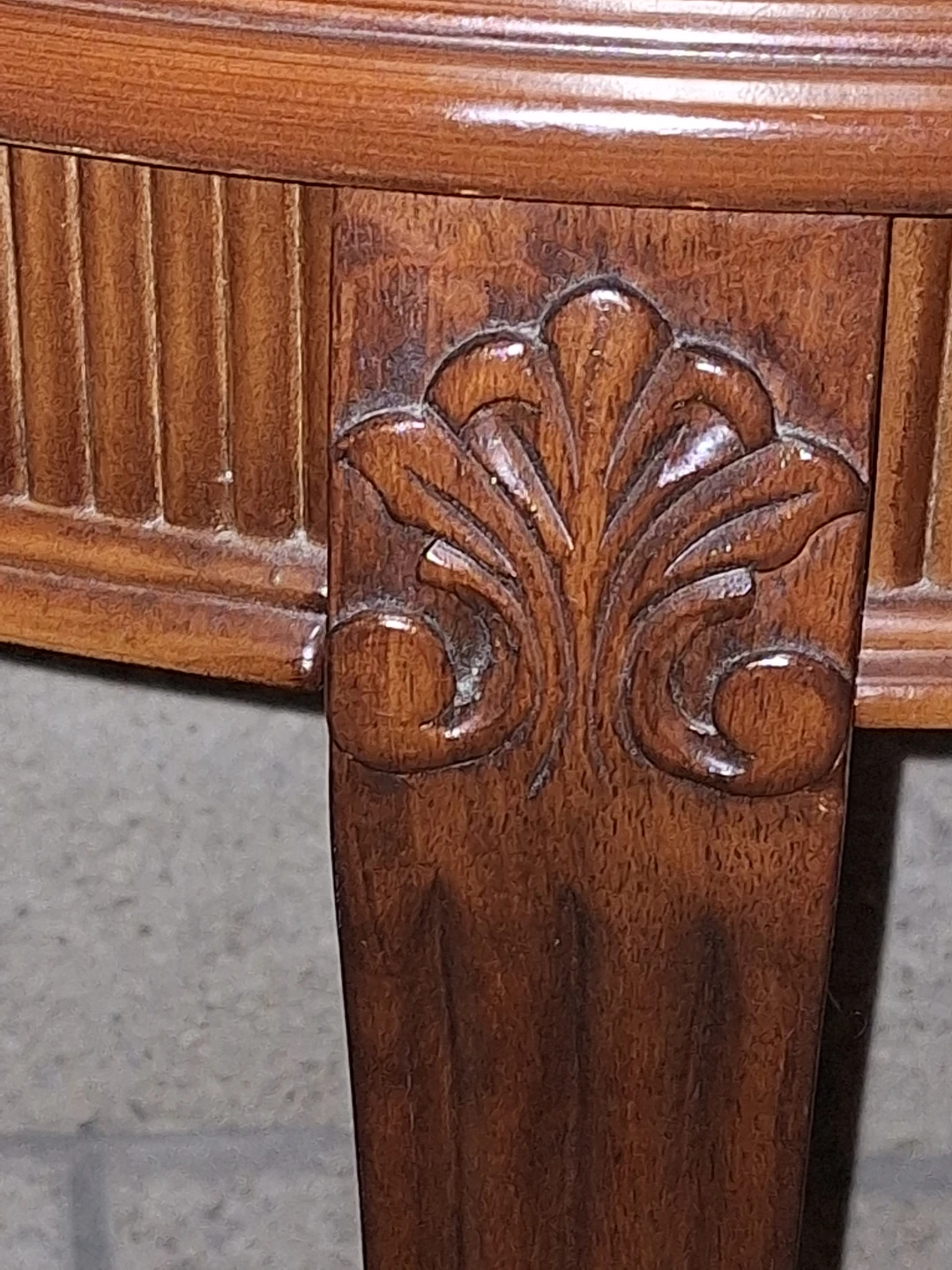 Solid Wood Table Cherry Finish - photo 3