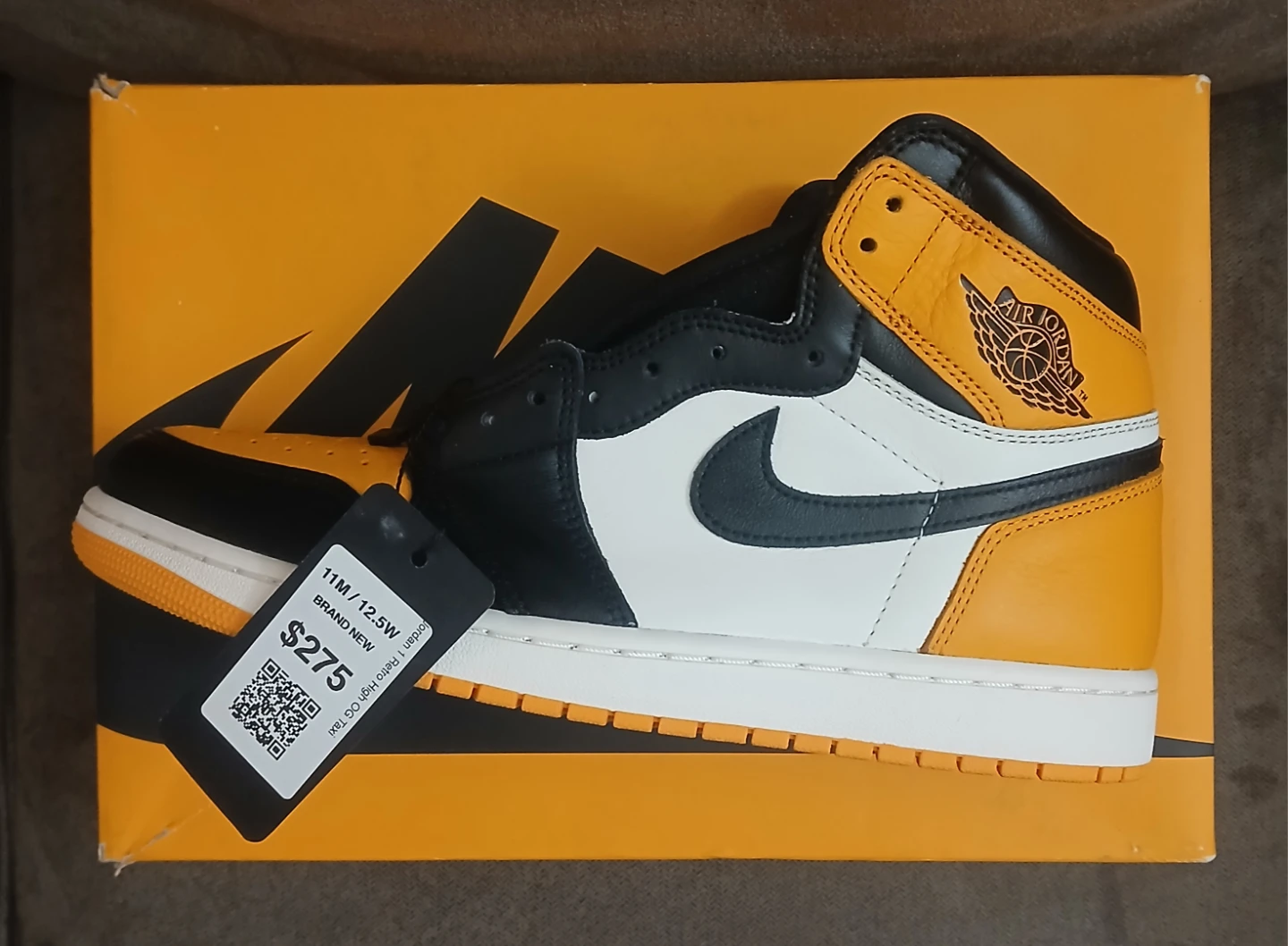 Jordan 1 Retro High OG Taxi Men's Size 11 / Women's 12.5