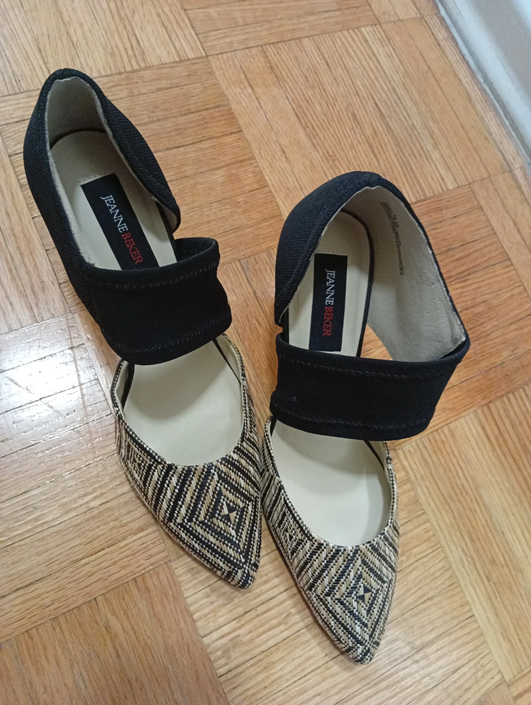 Jeanne Beker Black & Tan Geometric Heels