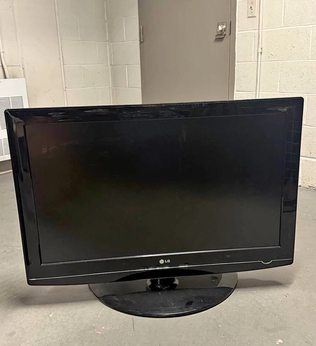 LG Flatscreen TV