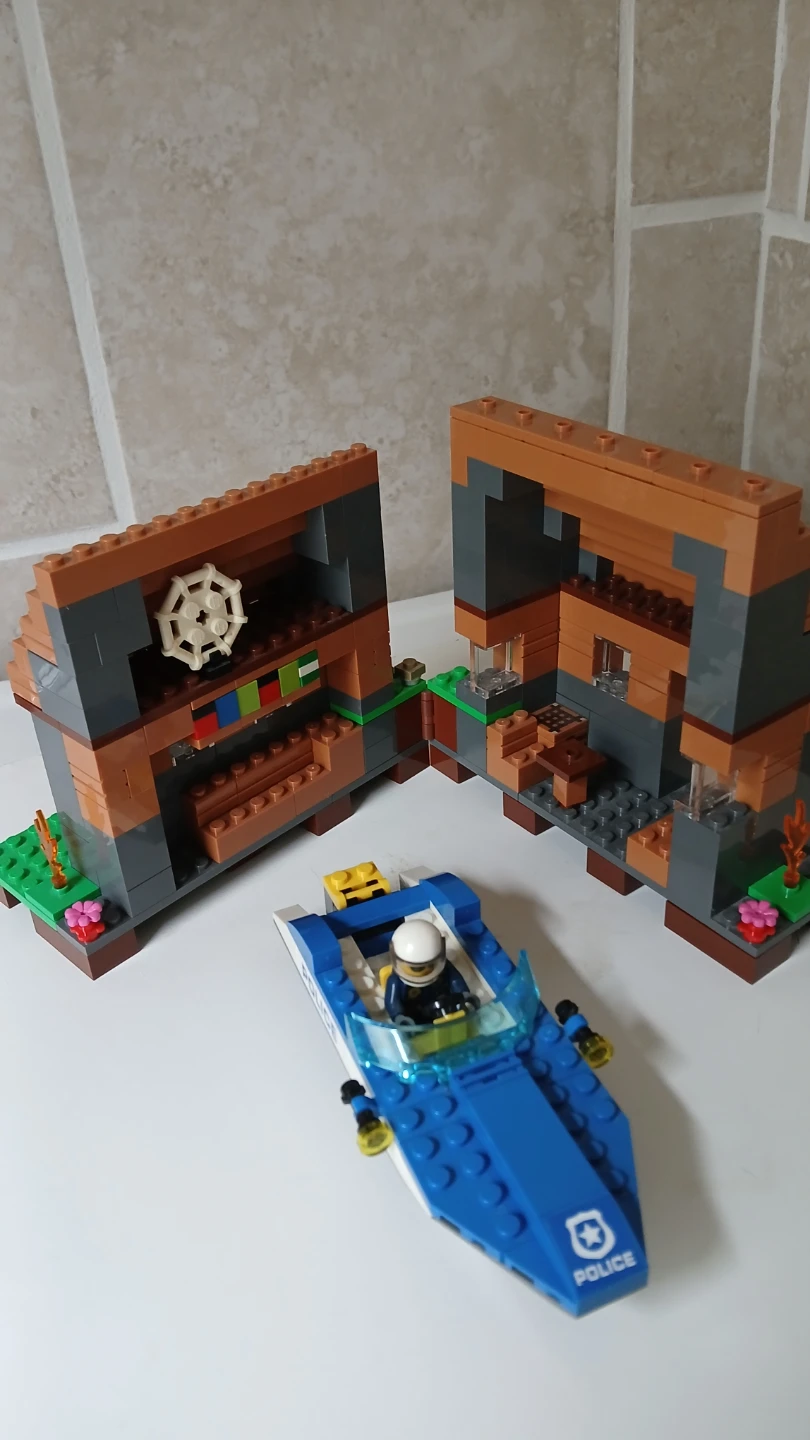 2  Lego sets for $5.00 - photo 2