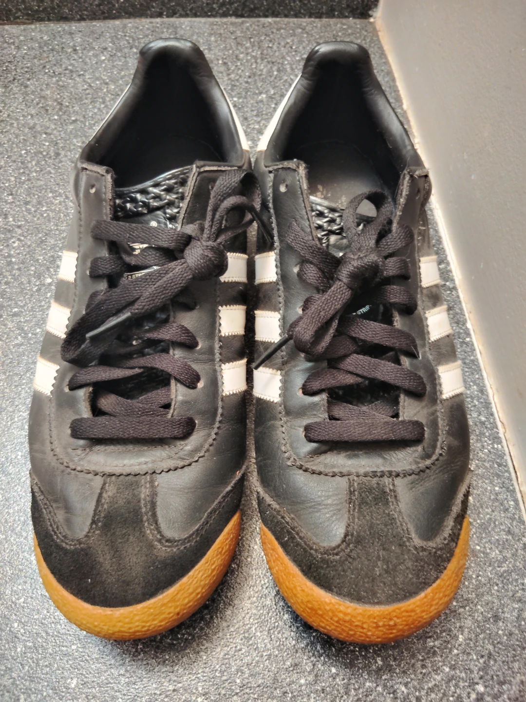 adidas Originals Rom Black / White / Gum Sole - Men’s Size 9.5