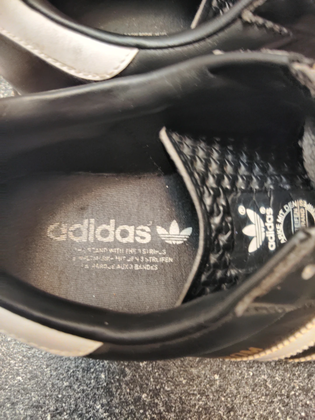 adidas Originals Rom Black / White / Gum Sole - Men’s Size 9.5 - photo 3