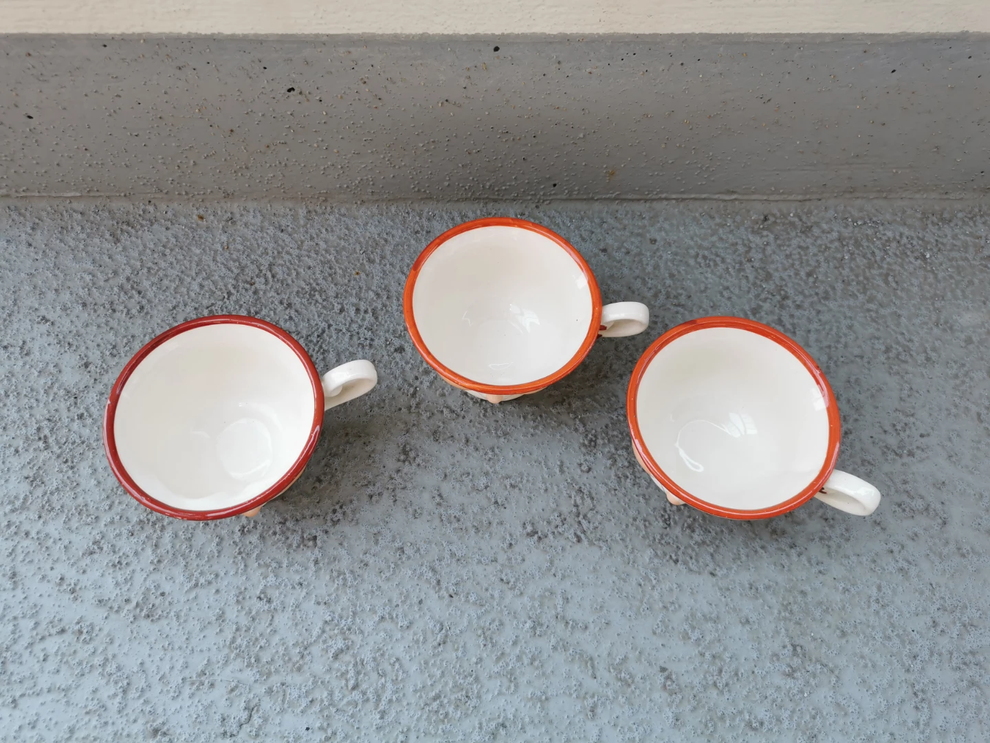 Vintage 1950s Staffordshire England Winking Face Teacups - photo 3
