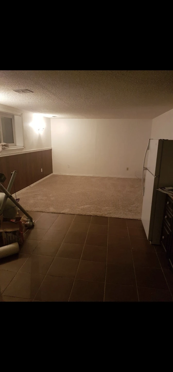 2 BEDROOMS BASEMENT SUITE AVAIL IMMEDIATLY MARLBOROUGH N.E - photo 2