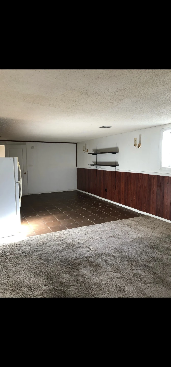2 BEDROOMS BASEMENT SUITE AVAIL IMMEDIATLY MARLBOROUGH N.E - photo 4
