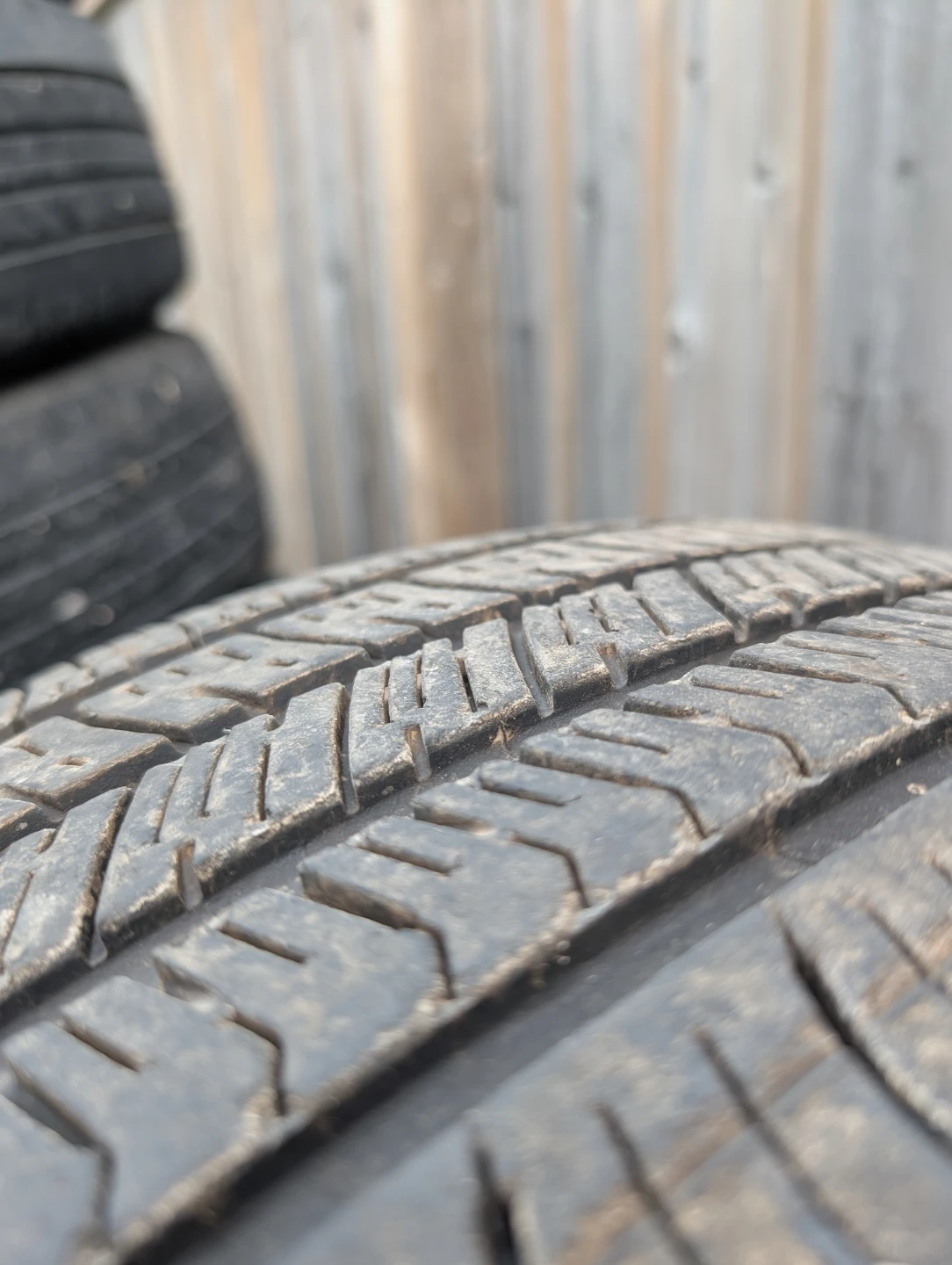 (4)-Goodyear Eagle Enforcer All Season Tires 255/60R18 - photo 4