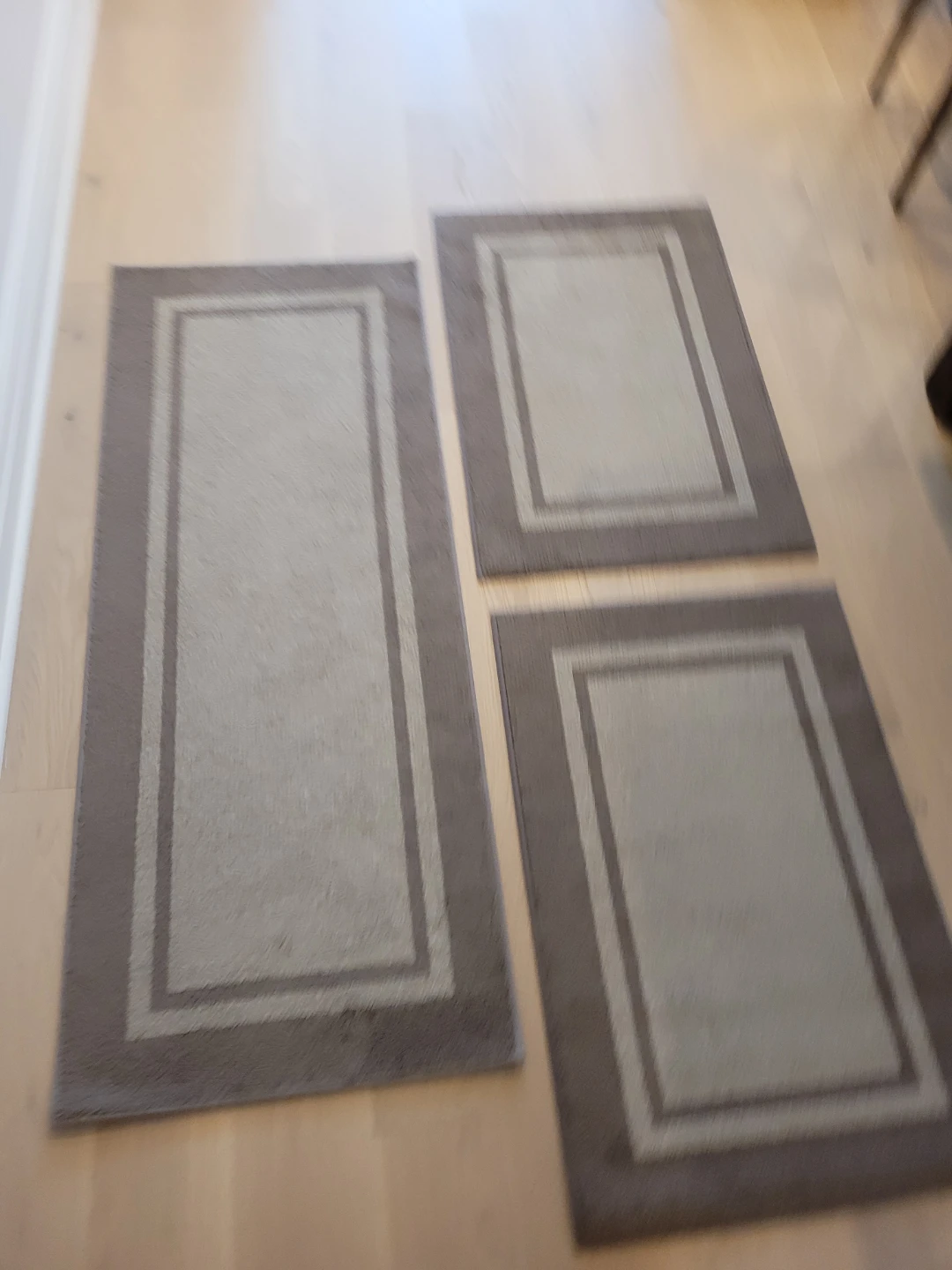 FREE Set of 3 Kitchen Rugs - photo 5
