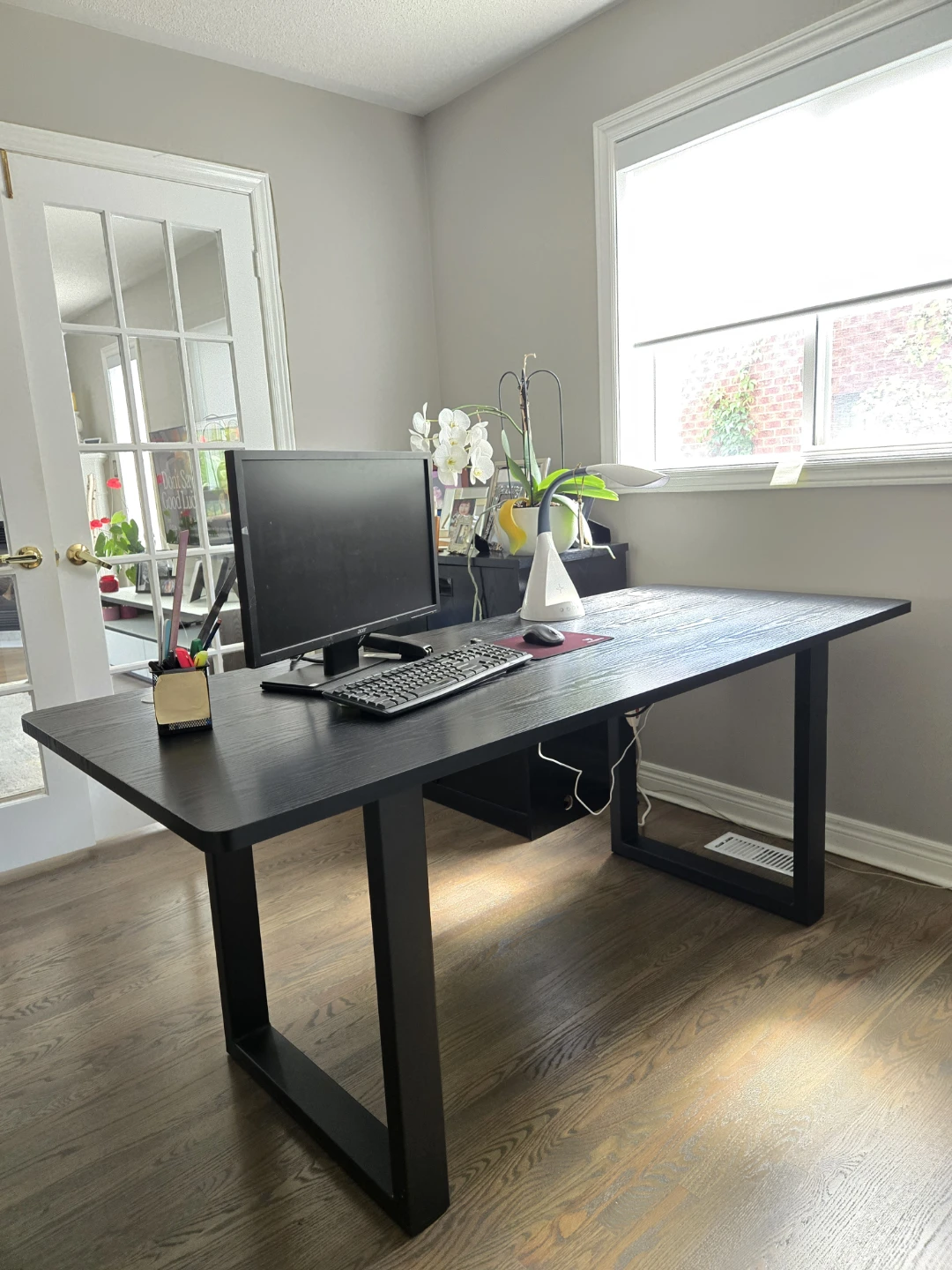 Black wood finish desk with metal base - photo 4