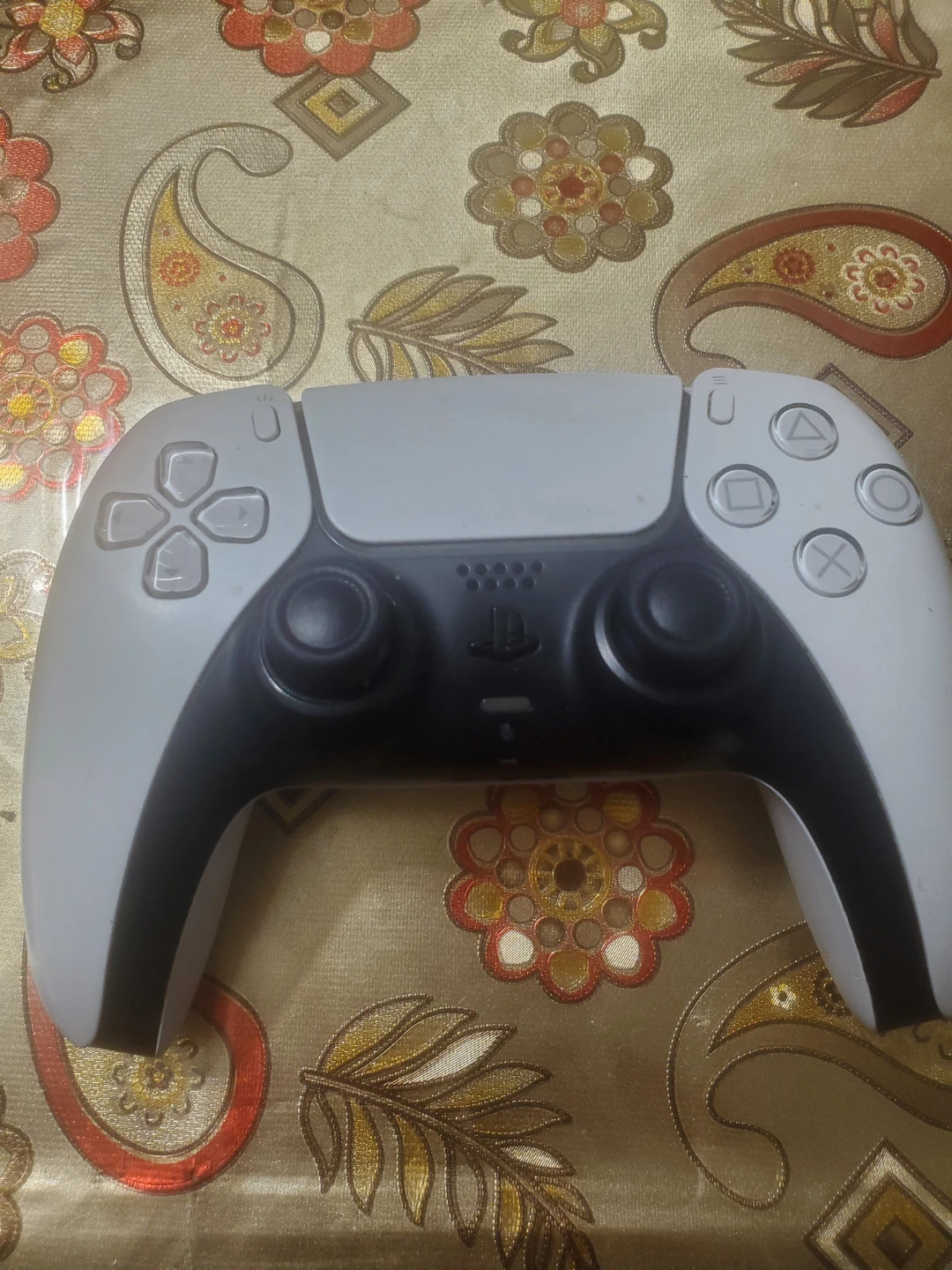 Sony PlayStation 5 DualSense Wireless Controller - photo 2