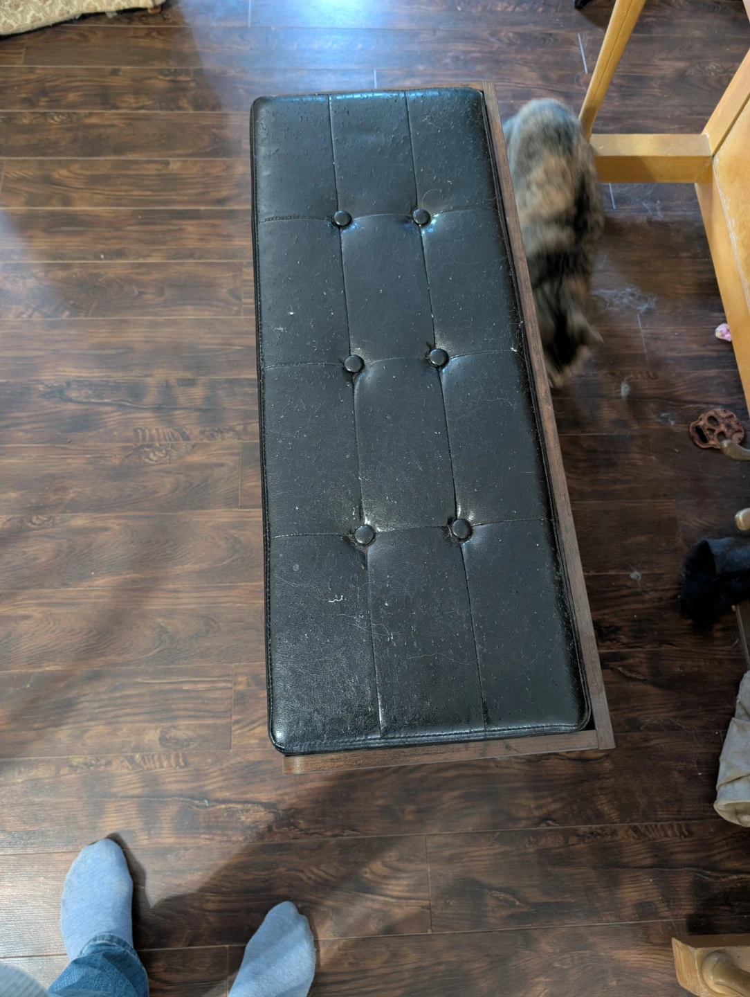Bench seat with shoe storage - photo 3