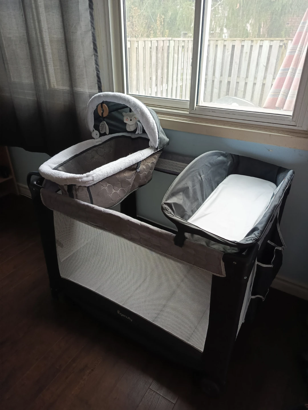 Ingenuity Playard with Bassinet and changing table