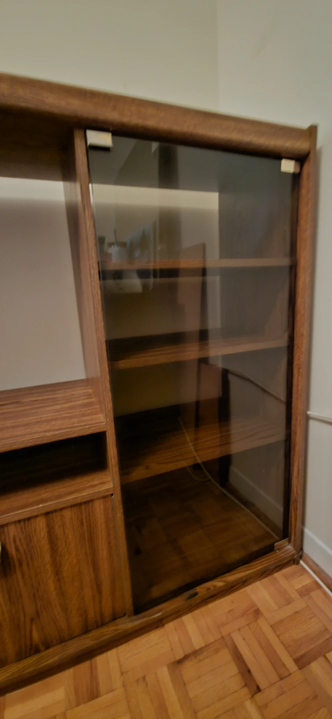 Vintage Wooden Entertainment Stand - photo 3